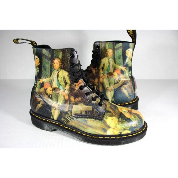 Dr. Martens Other - Dr. Martens Hogarth Renaissance Musuem Pascal 1460 Boots Mens 9 RARE F1046